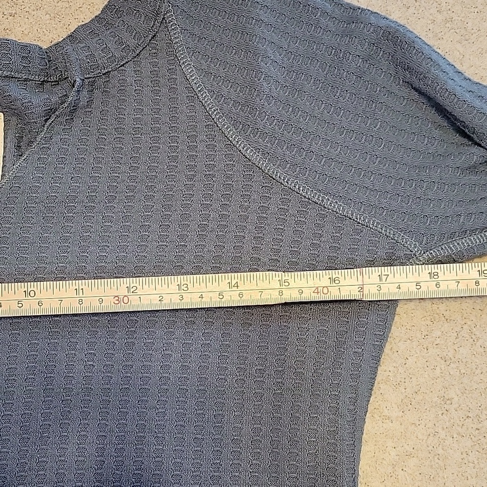 Chaser Textured Waffle Knit Blue Green Long Sleeve Top Size Small Casual Stretch - Picture 10 of 12